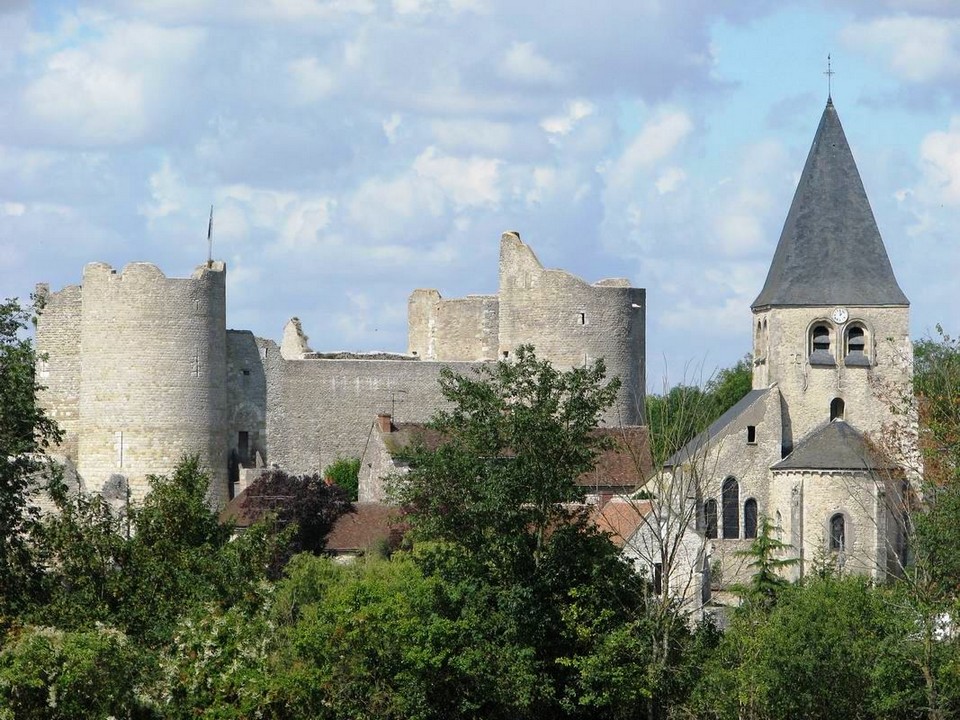 Yèvre-la-Ville et Yèvre-le-Châtel